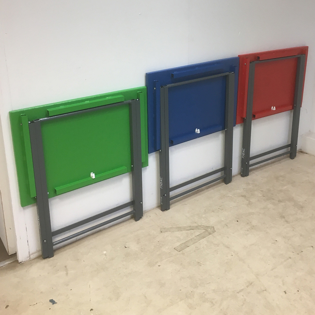 Fold Up Metal Table (CD392L)