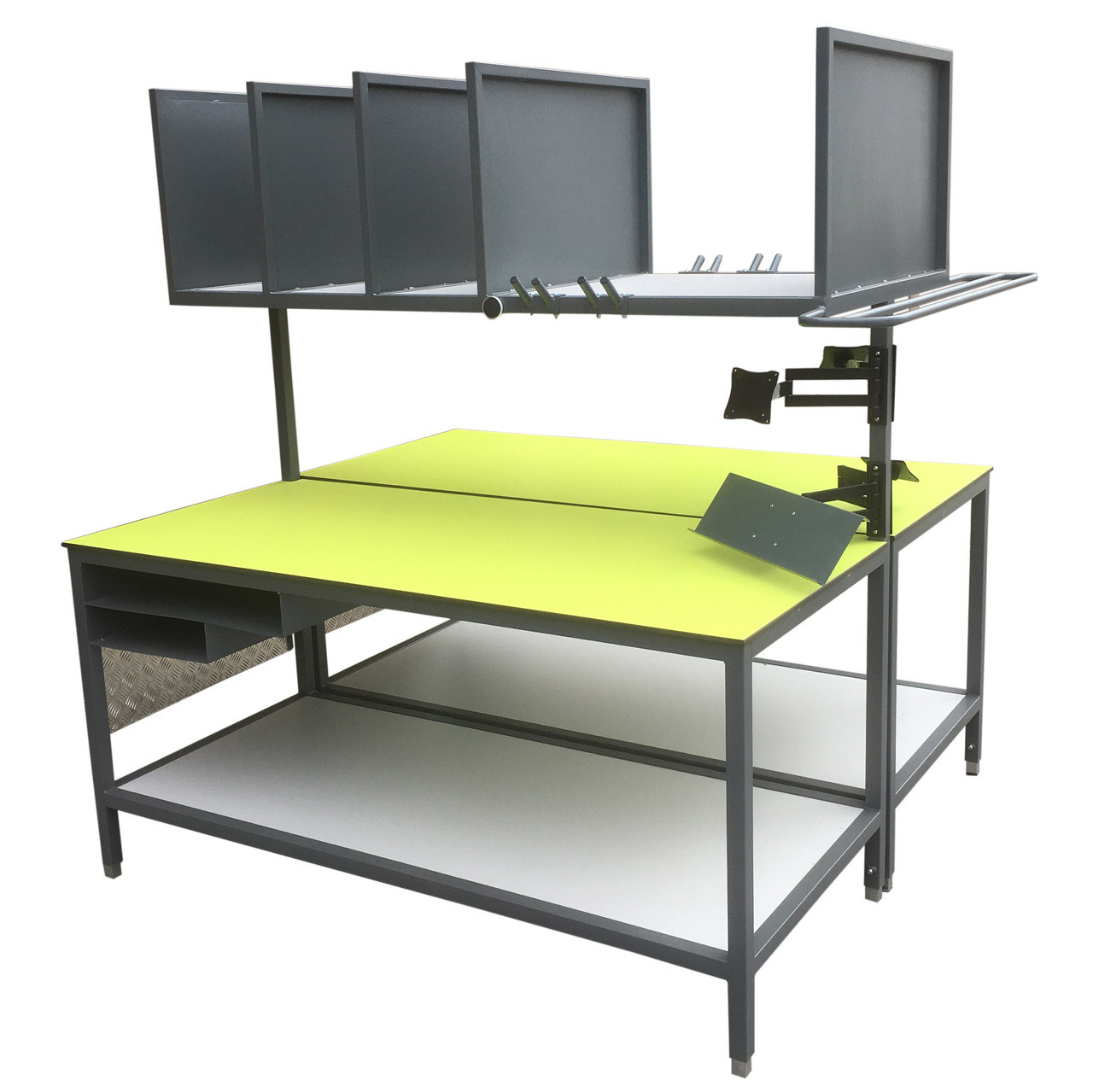 Workbench – CD560 (Portfolio Item)