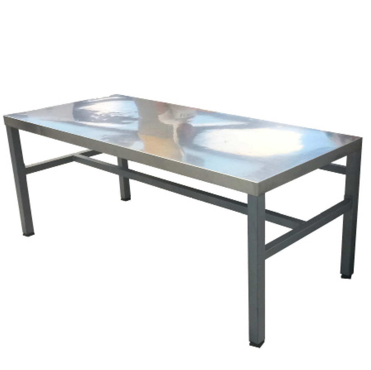 Workbench – CD690 (Portfolio Item)