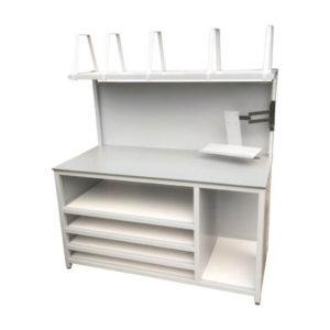Versatile Packing Station With Monitor Arm