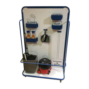 Cleaning Station With Bucket Bar