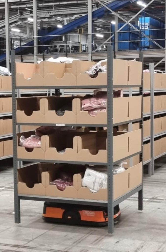 AMR & AGV Compatible Shelving in warehouse